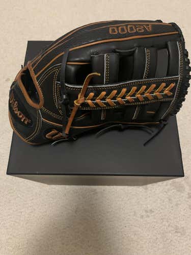 Black High School/College Wilson Right Handed Outfield A2000 ASO Baseball Glove 12.75"