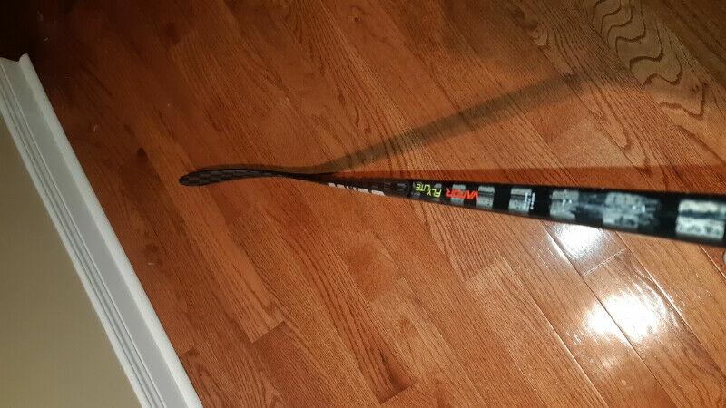 New Senior Bauer Right Handed Vapor ADV Hockey Stick Pro Stock