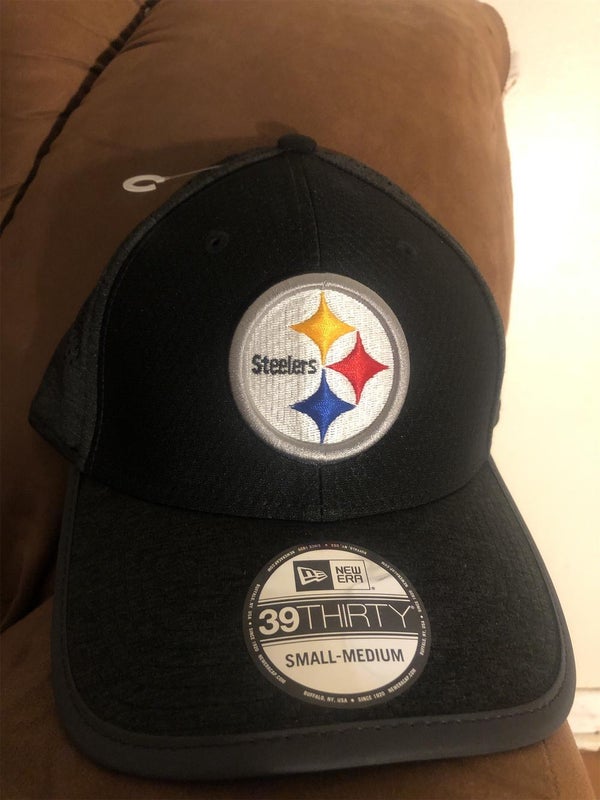 Pittsburgh Steelers New Era 39THIRTY Sideline Trucker Hat Flexfit OSFA New