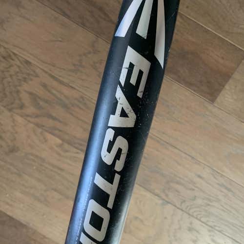 2017 Composite Mako Beast (-11) 18 oz 29" Bat