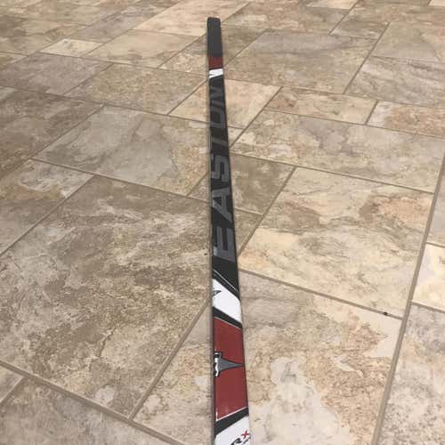 S17  Tuomo Ruutu Signed Pro Stock Hockey Stick Left Handed Senior