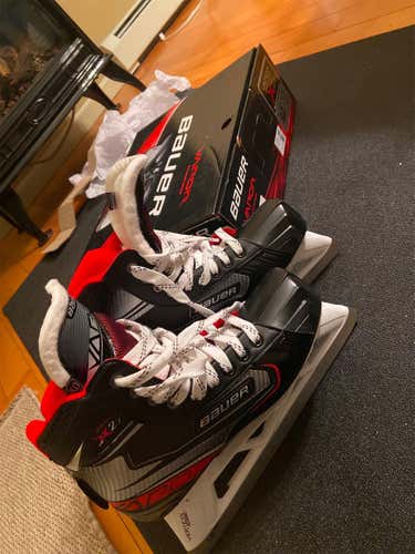 Senior Bauer Vapor x2.7 D&R (Regular)  Size 9 Goalie Skates