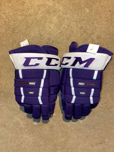 CCM  4-roll 15" Pro Stock Gloves (Team Issued) Purple / White
