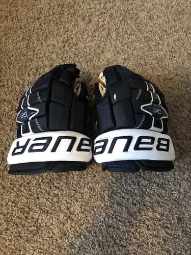 Black Senior Bauer Nexus Gloves 13"