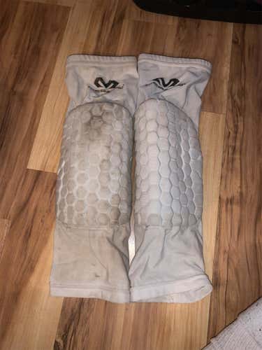 Basketball Knee pads.