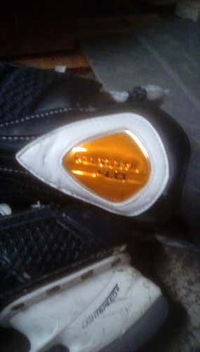 Senior Bauer Flexlite 4.0 Hockey Skates D&R (Regular) Size 8.5