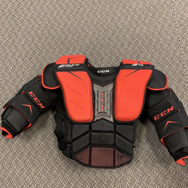 Senior Medium CCM Extreme Flex Shield E1.9  Chest and Arm Protector  Goalie Chest Protector