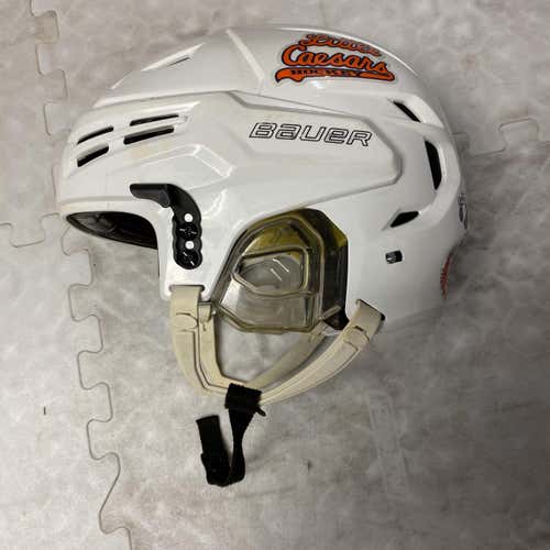 Little Caesars AAA Medium Bauer Re-Akt Helmet