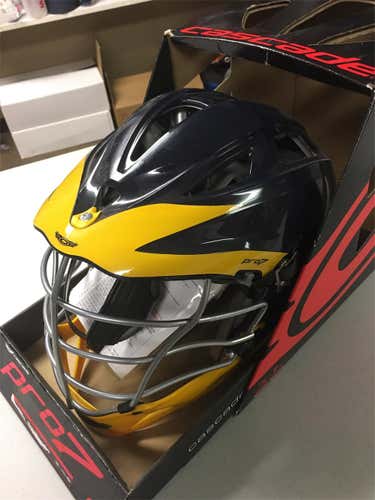 Blue Adult Player Cascade Pro7 Helmet