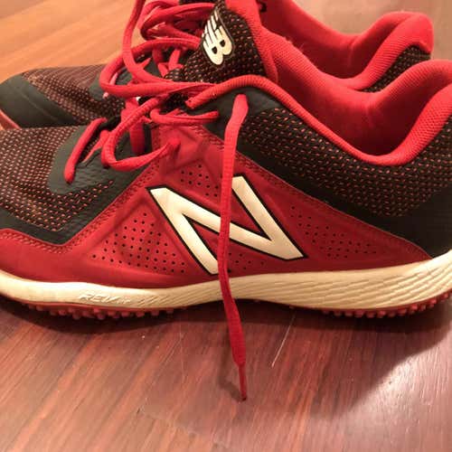 Red Men's Turf Cleats Low Cut