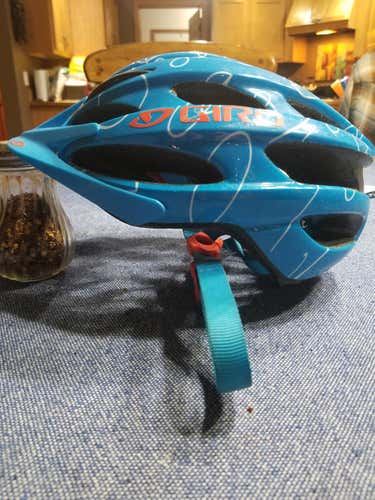 Used kids adjustable mt. Bike helmet