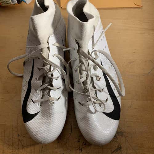 Adult Men's 10.5 (W 11.5) Nike