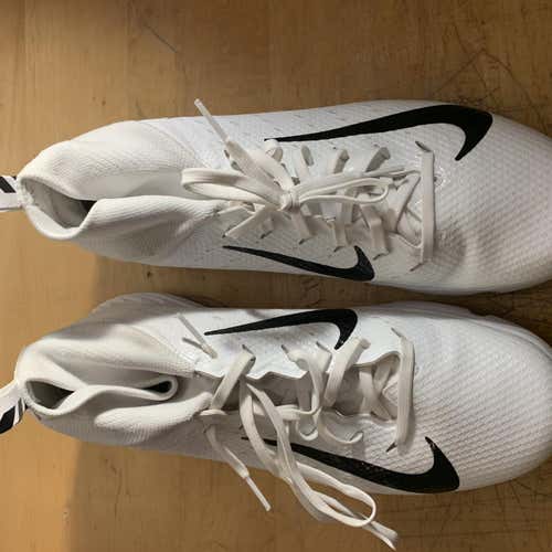 Adult Men's 10.5 (W 11.5) Nike