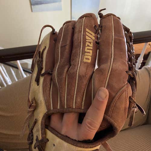 Brown Adult Outfield Professional model 12.75" Baseball Glove