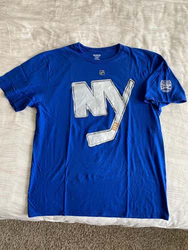 Cal Clutterbuck New York Islanders Stadium Series Blue T-Shirt Reebok Size XL #15 NHL