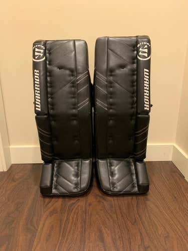 Black Used Intermediate 31" Warrior Ritual G3 Goalie Leg Pads