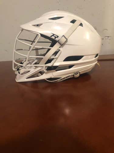 White Used Adult Cascade R Helmet