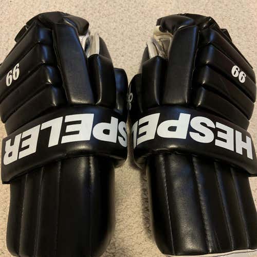 Hespeler Gretzky ‘99’ Model - Long Cuff Gloves