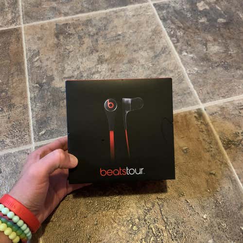 Beats Tour Earbuds