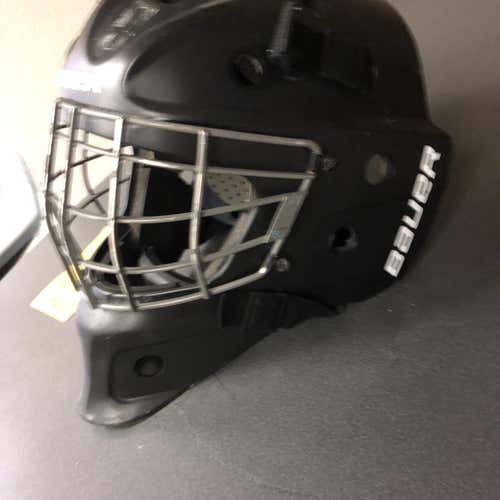 Black Junior Bauer NME 5  Goalie Mask