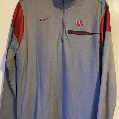Oklahoma “Horns Down” Gray Nike Pullover