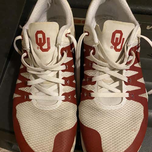 White Adult Men's 10.5 (W 11.5) Nike Shoes