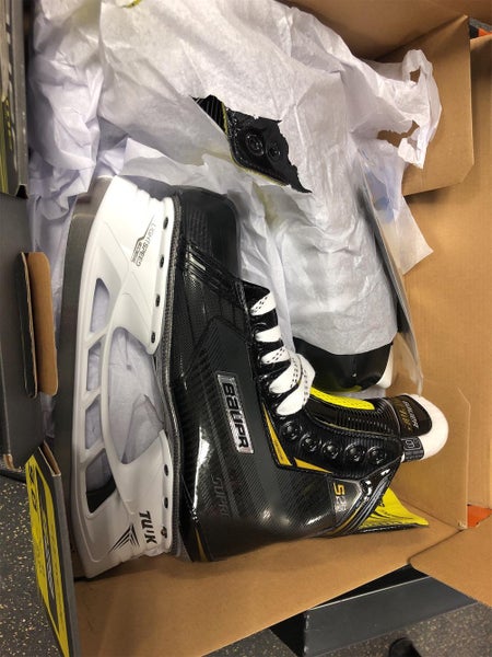 Senior Bauer Supreme S29 D&R (Regular) Size 9 Hockey Skates