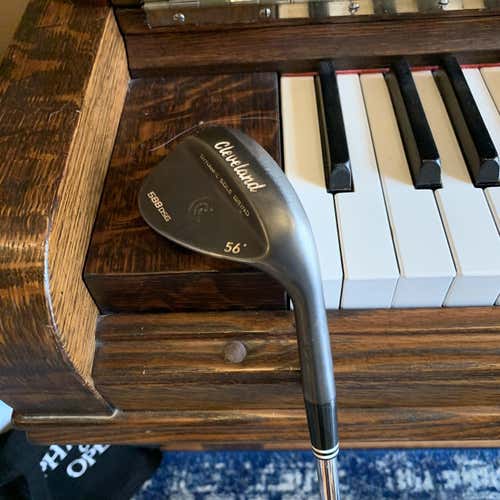 Cleveland 588 RH 56 Degree Wedge