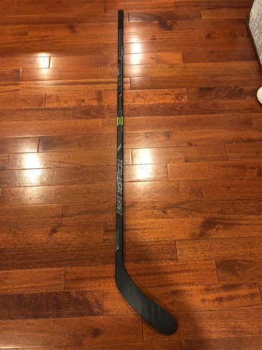 Senior Right Handed RibCor 40K Toe Pro Stock Hockey Stick