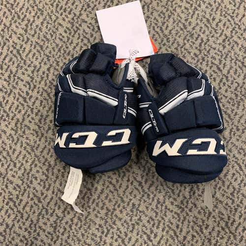 Blue Junior CCM QLT270 11"  Gloves