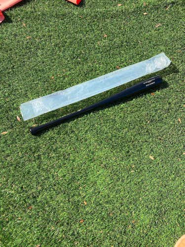 High School/College  Wood TC10 (-3) 30 oz 33" Bat