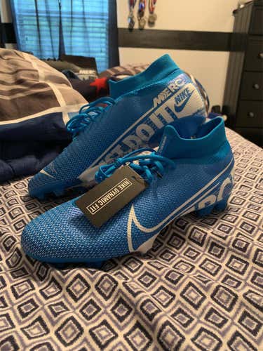 Blue Unisex Molded Cleats Nike Cleats