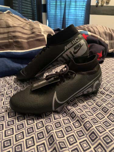 Black Unisex Molded Cleats Nike Cleats