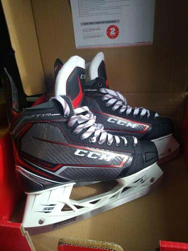 NEW HOCKEY SKATE CCM JET SPEED 370 SR SKATE SIZE 9 SHOE SIZE 10.5