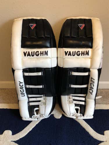 Black Senior 33" Vaughn Goalie Leg Pads