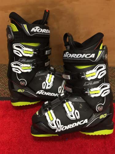 Used Men's Nordica All Mountain Ski Boots 70-90 Flex