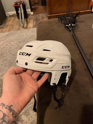 CCM Resistance Helmet (Trade For Laxlord911)