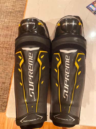 Senior Bauer Supreme TotalOne NXG Shin Pads