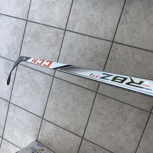 Senior Right Handed JetSpeed Mid Hockey Stick