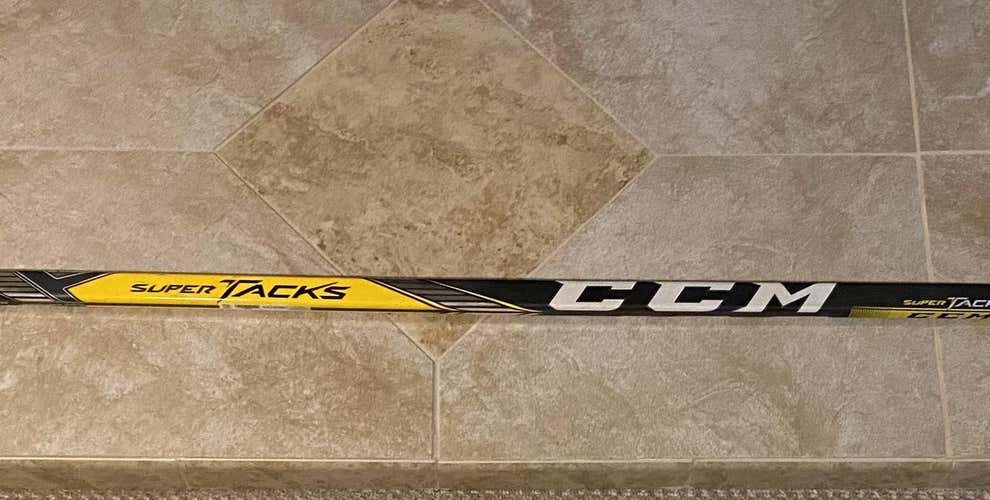 Left Handed Super Tacks INT 67 Flex P46