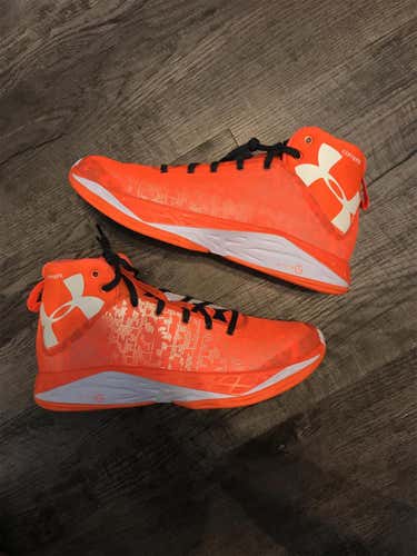NEW Under Armour Micro G Basketball Shoes (Mens 8.5)