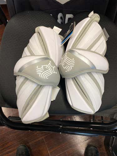 New Large Brine King V Arm Pads