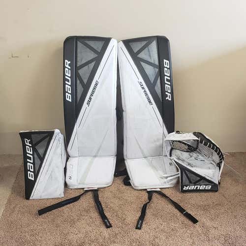 Awesome Black And White Senior 34" Bauer Regular Supreme S150 Goalie Full Set