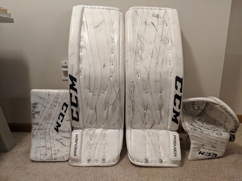 Used 33"+1.5" CCM Regular Premier Pro Goalie Full Set