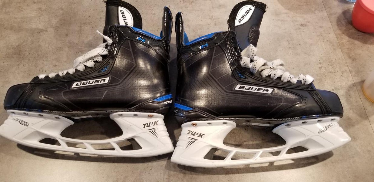 Used Senior Bauer Nexus 1N Hockey Skates EE (Extra Wide) Size 10