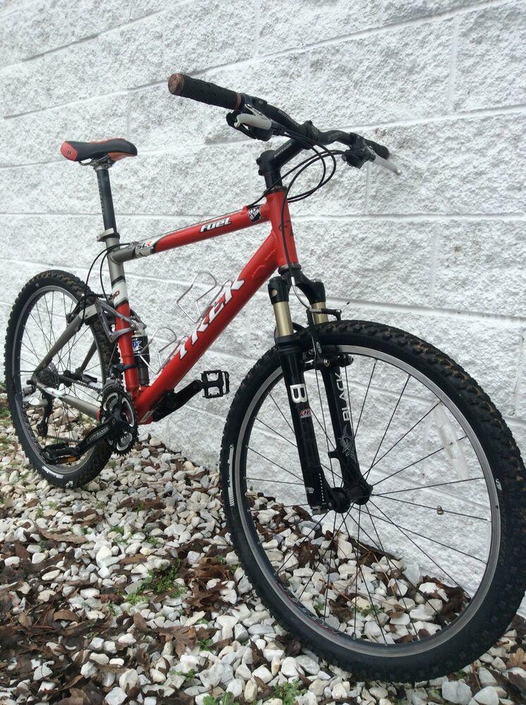 Trek Fuel Full Suspension Mountain Bike 