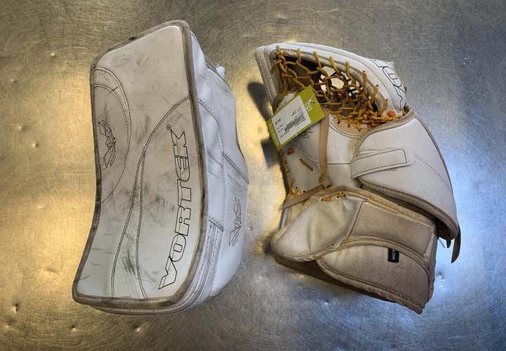 White Senior Full Right Vortek VK7