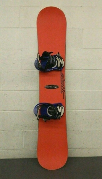 Static 153cm Twin-Tip All-Mountain Snowboard w/Rossignol Unit 200 Bindings GREAT