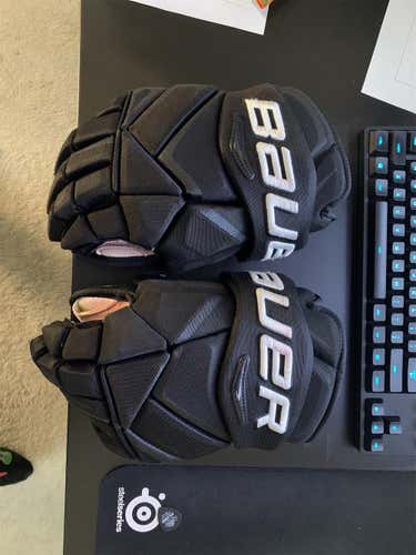 Black Senior Bauer Vapor 1X Pro 14"  Gloves
