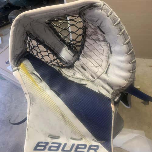 Bauer 2s Pro Glove College Return
